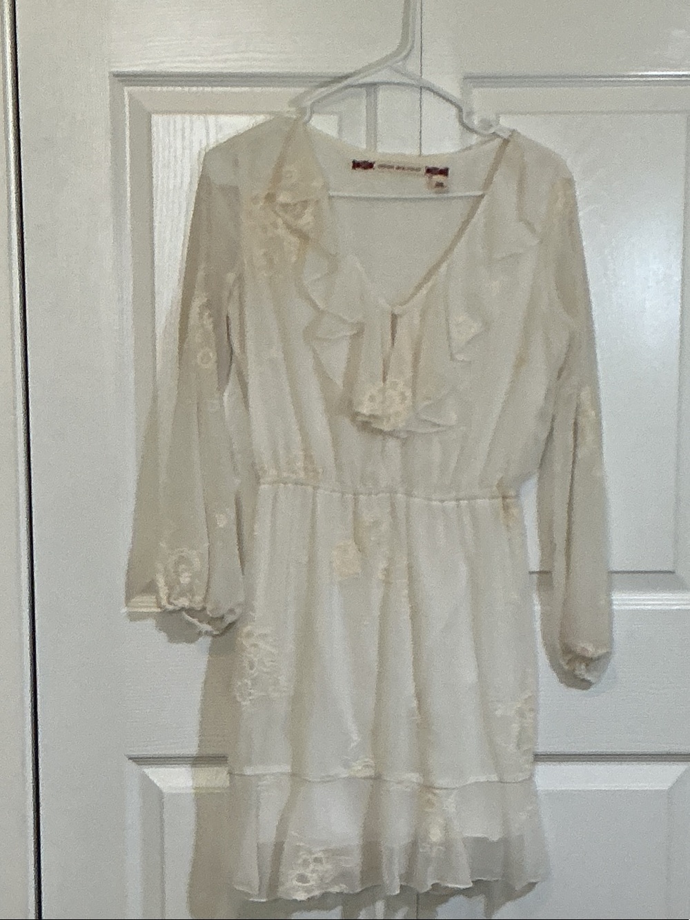 Chelsea & Violet Cream Long-Sleeve Ruffle Floral Dress
